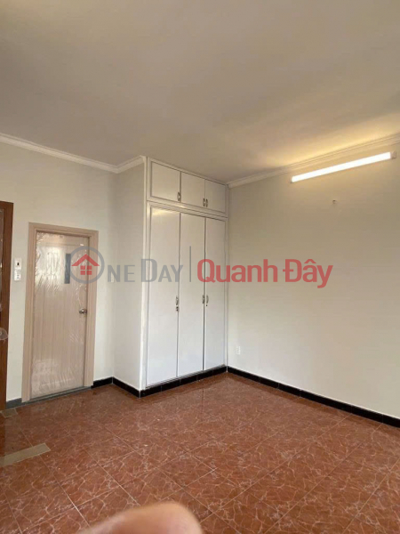 Property Search Vietnam | OneDay | Residential | Rental Listings | HOUSE IN CAR ALLEY, BANH VAN TRAN, 4x10m, 2 BEDROOMS