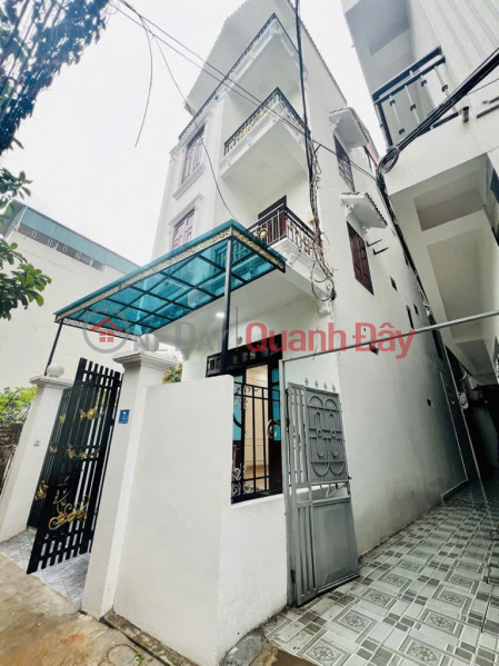 URGENT SALE: 4-STORY HOUSE IN PHUC LOI AREA. CORNER LOT, 80M2, OWNER-BUILT, ONLY OVER 8 BILLION VND. Sales Listings