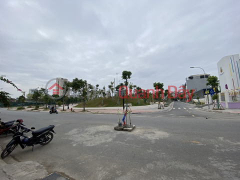 RESETTLEMENT OF MUSHROOMS SWAMP - NGOC THUY - 22m ROAD FACE - PARK VIEW - SIDEWALK - BUSINESS - 2 AIR. _0