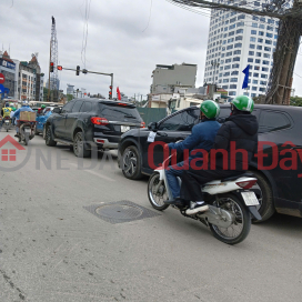 HÀNG HIẾM – MẶT ĐƯỜNG ĐÊ LA THÀNH – BA ĐÌNH
. _0