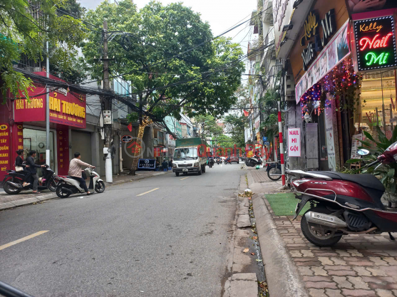 HOUSE FOR SALE ON THANH XUAN STREET - CAR-FREE SIDEWALK, NOT FOR BUSINESS - 85M, FRONTAGE 4M; PRICE 28.X BILLION Sales Listings