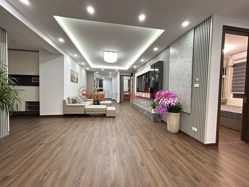 GIÁ SỐC
BÁN CĂN HỘ CAO CẤP GOLD LAND – 128m² – 4PN – GIÁ TỐT NHẤT THỊ TRƯỜNG Vị trí vàng: Big Tower Niêm yết bán