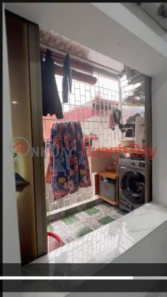 đ 12 Million/ month Apartment for rent on Nguyen Chinh Tan Mai, 75m2, 3 bedrooms, 2 bathrooms, 12 million for family