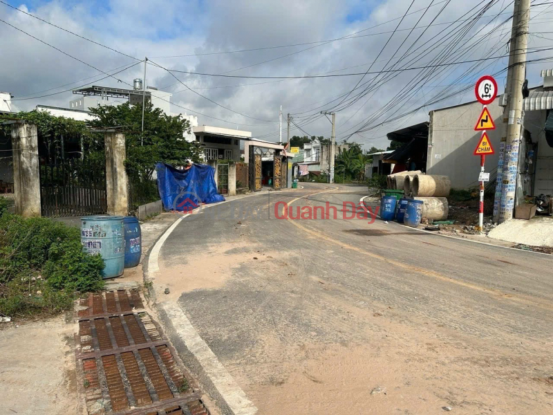 đ 1.65 Billion LAND LOT IN GOOD LOCATION - OWNER NEEDS TO SELL QUICKLY land lot in Tan Uyen town, Binh Duong province
