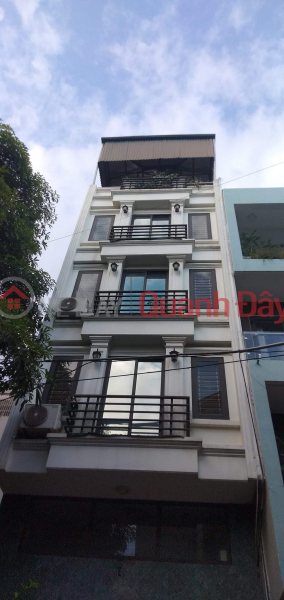 BÁN CĂN CCMN - 6 TẦNG HOC VIÊN TÀI CHÍNH - DT40M2 - 6 TẦNG - GIÁ 11 TỶ - THANG MÁY -10 PHÒNG Niêm yết bán