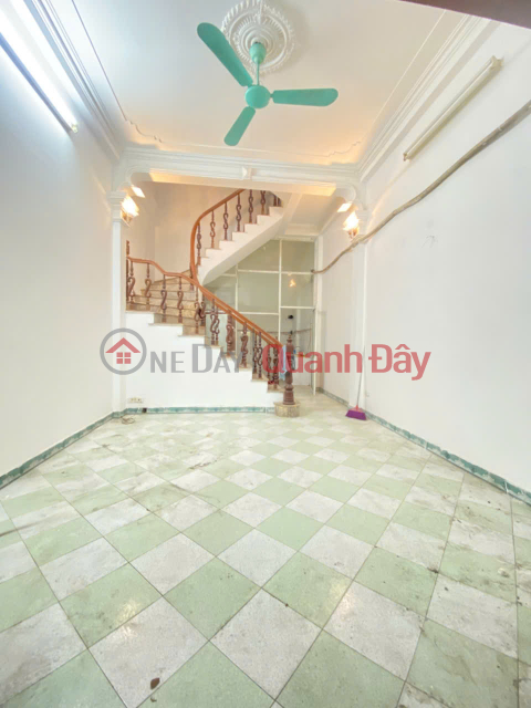 Cho thuê nhà ngõ ô tô 151 Nguyễn Đức Cảnh, 3 tầng x 40m2 làm Spa, Nail 11 Triệu _0