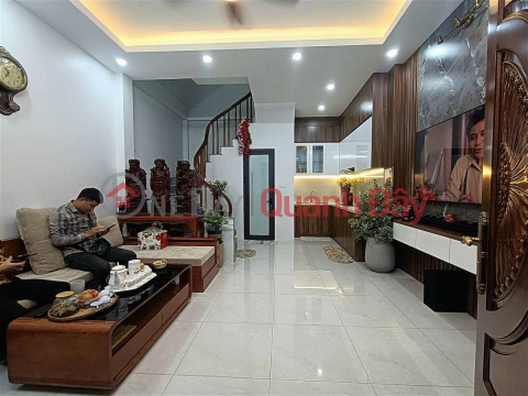 Urgent sale of Truong Dinh house 60m2, 5m square meter, slightly 8 billion Hai Ba Trung, Hanoi. _0