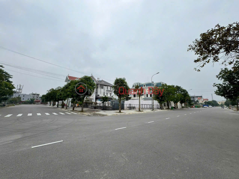 FOR SALE A COUPLE OF 2 SUPER BEAUTIFUL VILLA LAND LOTS, SUPER REASONABLE PRICE IN PHUC LOC, HAI AN, LE HONG PHONG Sales Listings