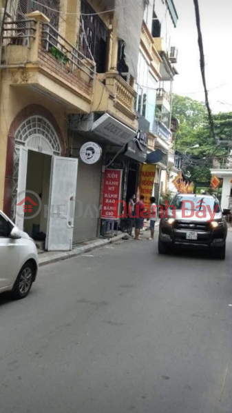 House for sale Hoang Hoa Tham - Ba Dinh 50m x 5T, MT 9m, garage, business, car avoid Sales Listings