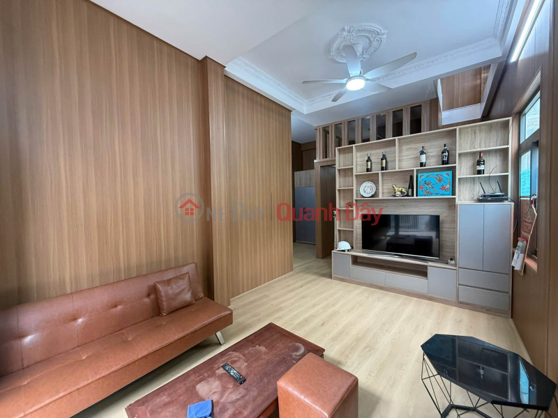 Property Search Vietnam | OneDay | Residential | Sales Listings, Two-story house located in an alley off Tran Cao Van street, with ample parking space for cars just a few steps away.