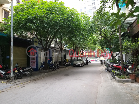 Bán nhà vườn Phú Diễn, 196 Hồ Tùng Mậu, 110m2 mặt tiền 8m, vị trí đẹp _0