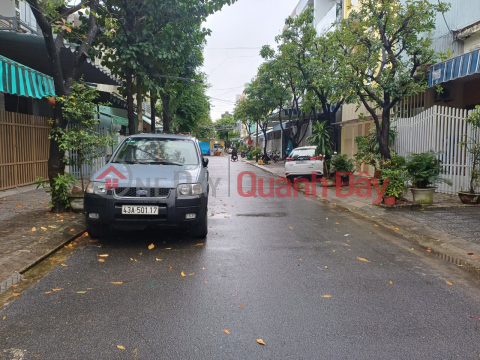 Land in Hai Chau Center, Nguyen Xuan On Street, near Nguyen Tri Phuong Market, Land area 93 m2, Size 5x18.5m, TLCC price more than _0