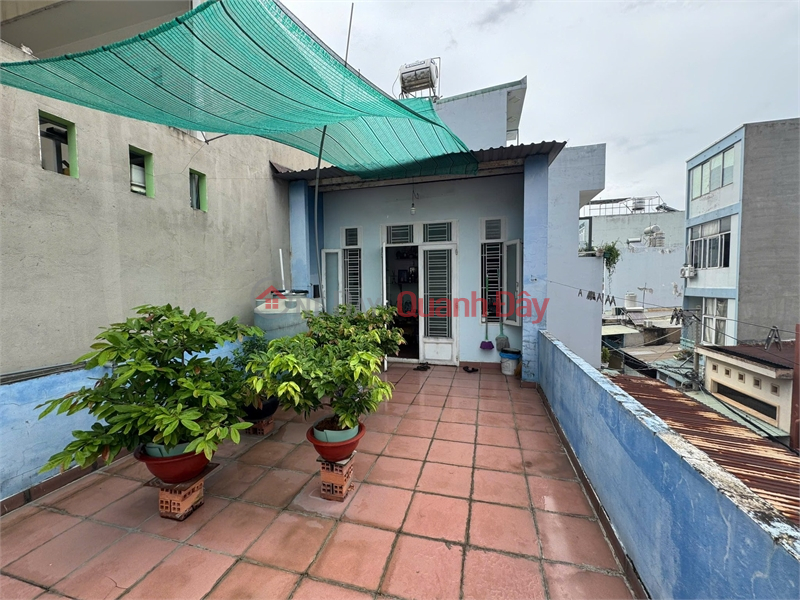 đ 5.9 Billion, House for sale 4x16m, 3 floors - 6m alley Phan Huy Ich, next to Emart, Go Vap -- only 5.9 billion
