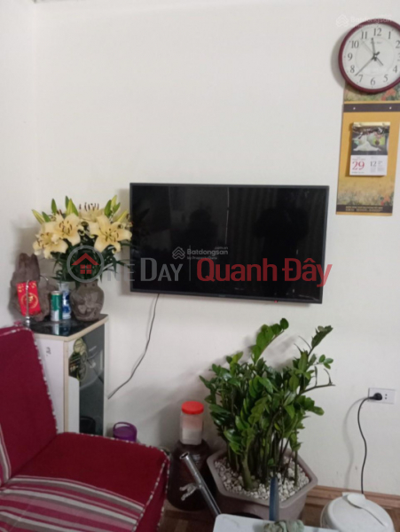 đ 890 triệu Chính chủ Bán nhà ngõ 200 Vĩnh Hưng: 890 triệu, 25m2 x2 tầng, ô tô đỗ cửa