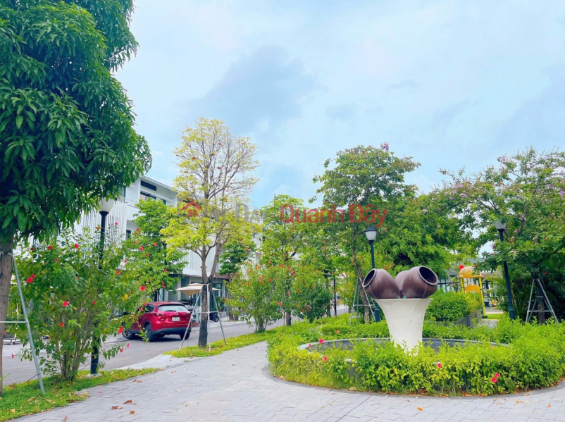 đ 3.97 Billion DAHLIA ECOGARDEN HUE TOWNHOUSES & VILLAS - Located in the heart of Hue, connecting to all major roads.