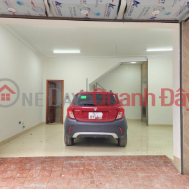 House for sale in Le Mat, 46m x 6 floors, garage, elevator, built by private, brand new, only over 8 billion, negotiable. Contact 0936123469 _0