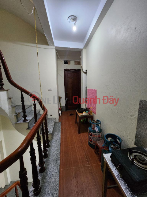 Apartment right on Truong Dinh street - near Bach - Kinh - Xay. Area 75m2 x 5 floors. Only 9.x billion. _0