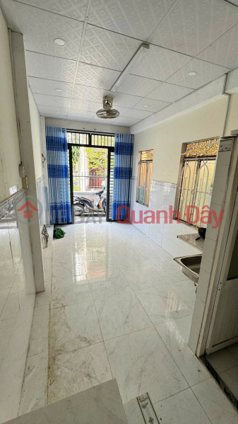 Property Search Vietnam | OneDay | Residential Sales Listings, 3-story house with a rooftop terrace for sale in the heart of Nha Trang city, Phan Dinh Giot street, price 1.65 billion VND.