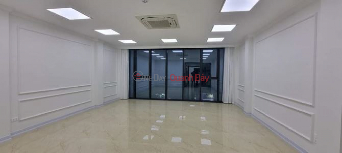 Property Search Vietnam | OneDay | Residential | Sales Listings | House for sale on the sidewalk, soccer field, Hoang Quoc Viet Street, Cau Giay, 84m2, 7 floors, 6m frontage, 46.9 billion