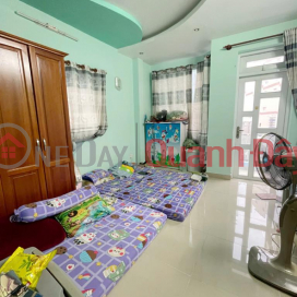 ONLY 6.8 BILLION, [WARD 4, DISTRICT 8], FRONTAGE ON DANG THUC LIENG - 49 SQUARE METERS - 4 FLOORS - NEW HOUSE WITH OWNER LIVING IN. _0