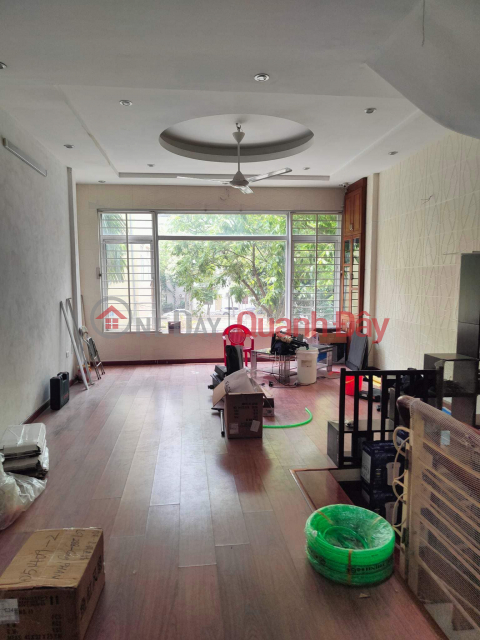 62m 5 Floor Frontage 5m Subplot View Park Dang Thuy Tram Street, Cau Giay. Sidewalk Soccer Ball Business Peak. UMBRELLA _0