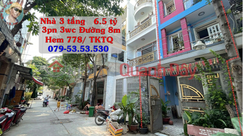 Owner sells beautiful 3-storey house, 8m internal road, car access to the door - near Go Xoai market, church, Sacombank, away _0