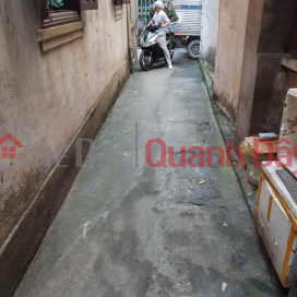 BEAUTIFUL 5-STOREY HOUSE IN QUAN NHAN STREET, ALLEY 2, MOTORBIKES, TONS OF FACILITIES; AREA 35M2; PRICE ABOVE 6 BILLION _0