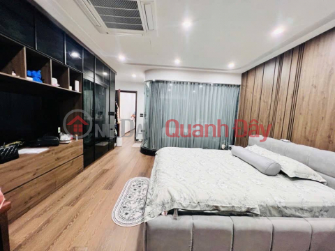 House for sale on Le Dai Hanh, 40m2, 5 floors, new and beautiful elevator, 4.5m frontage, 14.2 billion _0