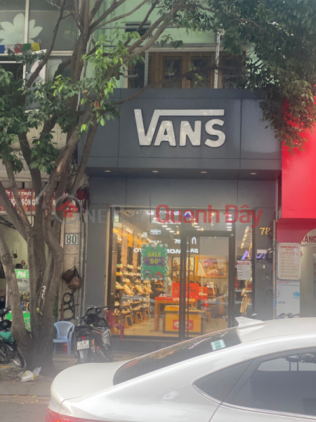 Vans Shoe Shop - 78 Nguyen Trai (Shop Giày Vans - 78 Nguyễn Trãi),District 1 | (1)