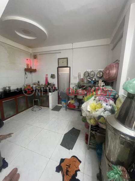 đ 4.8 Billion, Selling private house with car in front of the house near DASU market 3 floors 4 bedrooms Phu Dinh Ward 16 District 8