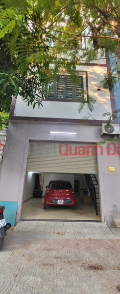 House with 2 fronts with 5 floors with elevator, in parallel Nguyen Phuoc Lan reduced 1 billion to 8 billion x Sales Listings