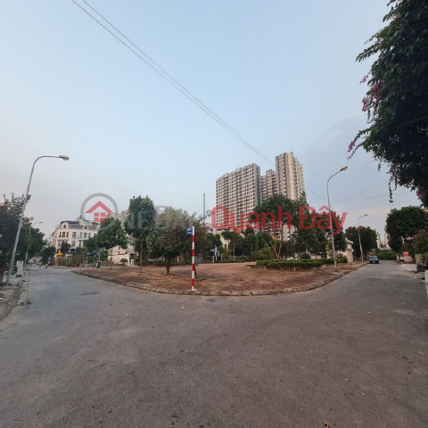 BÁN ĐẤT TĐC TRÂU QUỲ vị trí đẹp View vườn hoa 61m2 GIÁ ĐẦU TƯ 0392248515 _0