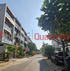 Villa land for sale 10x12 in Hai Thanh area _0