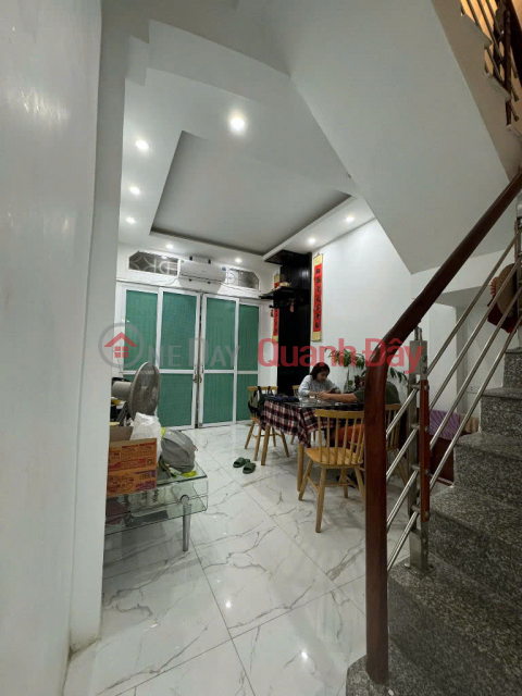 Cho thuê nhà Văn Chương 30m2 x 3 tầng, 3 ngủ, 12 Triệu _0