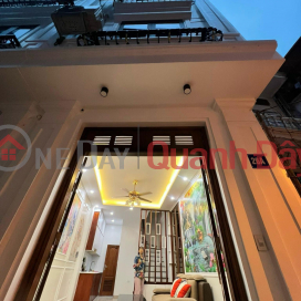 House for sale in Dong Quan 32m2 - built with 6 floors, price slightly 6 billion still negotiable. _0