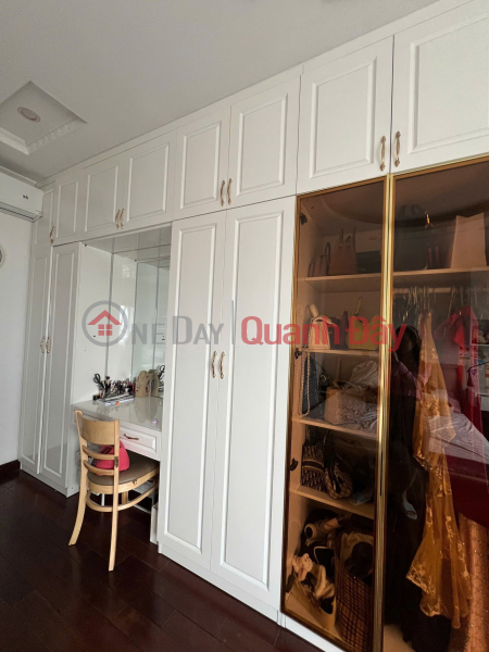 Apartment 71 Nguyen Chi Thanh 94m2 2 bedrooms 2 bathrooms, VIP street front, beautiful interior, 7.5 billion | Vietnam Sales đ 7.5 Billion