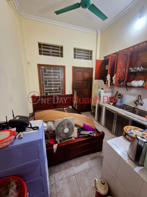Prime location, subdivided house, car parking at the door, alley leading to Cau Giay, Quan Hoa, Duong Quang Ham, Nguyen Khanh Toan... _0