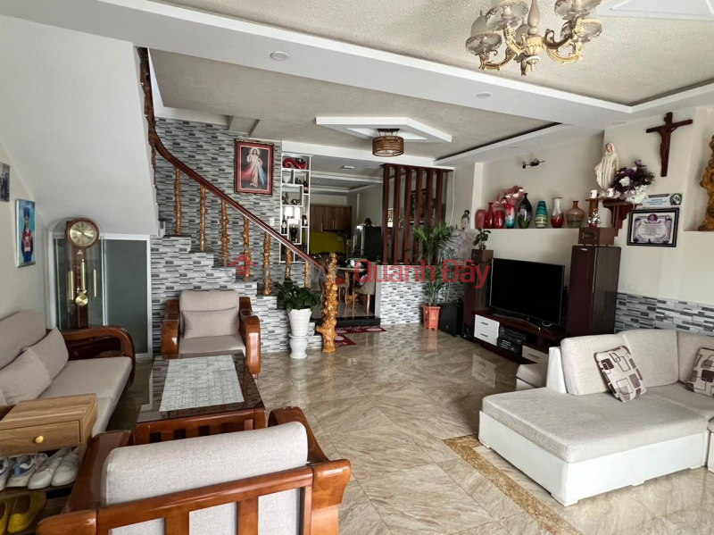 BEAUTIFUL HOUSE - GOOD PRICE - OWNER NEEDS TO SELL QUICKLY HOUSE P9, Da Lat City, Lam Dong | Vietnam Sales | đ 8.2 Billion