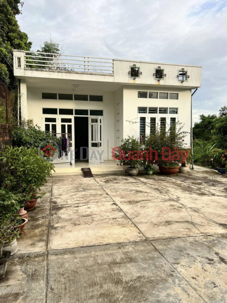 House in the center of motorbike alley Location: 54/27/36 Su Van Hanh Sales Listings