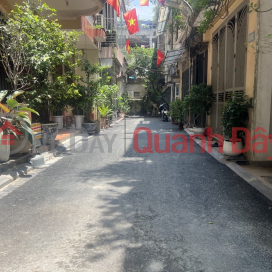 ONLY 1 HOUSE ON NGUYEN VAN CU STREET - 7-STOREY HOUSE WITH ELEVATOR - FULL FURNITURE - 7-SEAT CAR GARAGE! _0