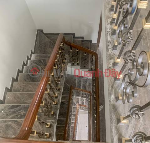 Cho thuê nhà, Nguyễn Trãi, Vũ Tông Phan, Thượng Đình, 225m2x 3T -43 tr _0