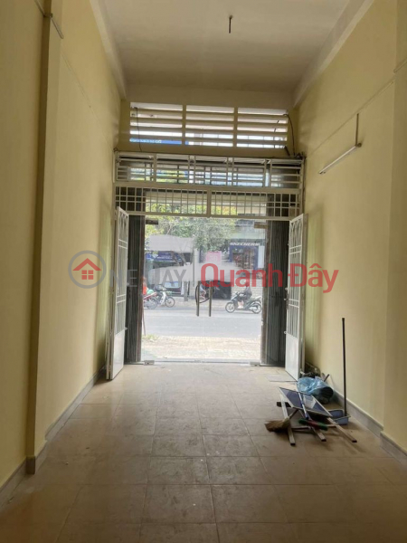 Property Search Vietnam | OneDay | Residential | Rental Listings 4-FLOOR HOUSE FRONT CMT8 - 3 LARGE ROOM