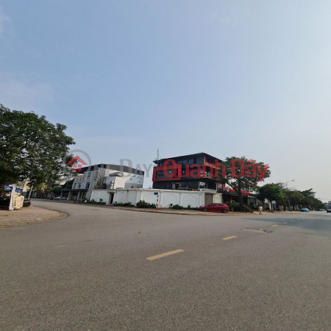 Gia Lam resettlement, near the lake, main road. 35m2 investment price. Contact 0989894845 _0