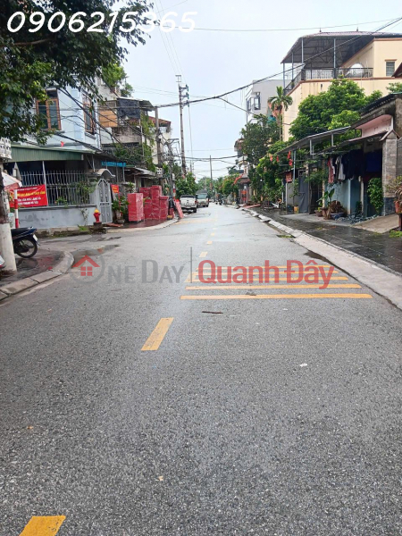 Warehouse for rent in Thuy Linh - Hoang Mai, 140m² with mezzanine, 6m wide road, accessible by car. Only 12 million VND\\/month. Contact us. Rental Listings