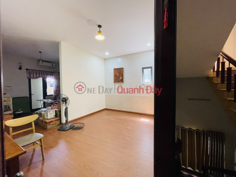 ► Mặt Tiền Lý Tự Trọng, gần Đống Đa, 98m2, ngang 5.1m, 3 tầng cứng, 15.x tỷ | Việt Nam, Bán đ 15,5 tỷ