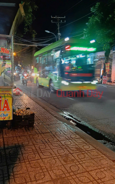 đ 4.5 Billion House for sale on Dong Hung Thuan street, District 12 - Bustling business area, price 4.x billion VND - Currently rented out.
