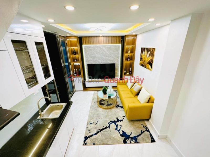 Beautiful House for Sale in Hai Ba Trung District Sales Listings