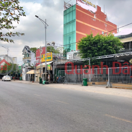 Rare, selling a house in front of TTN, Tan Chanh Hiep ward, extremely large horizontal area, not connected to planning _0