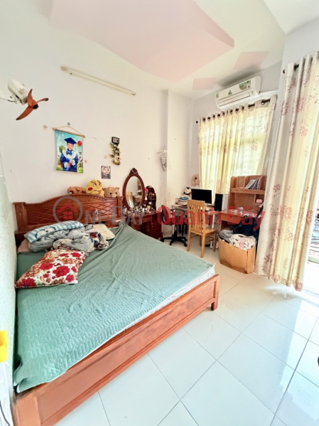  Please Select, Residential Sales Listings, đ 5.5 Billion