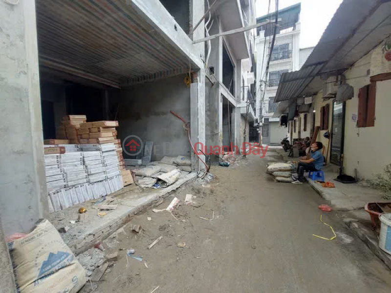 Property Search Vietnam | OneDay | Nhà ở, Niêm yết bán | BÁN NHÀ RIÊNG PHỐ ĐÀM QUANG TRUNG- LONG BIÊN ,42M2,6 TẦNG, MT 4.5M, 8.3 TỶ.